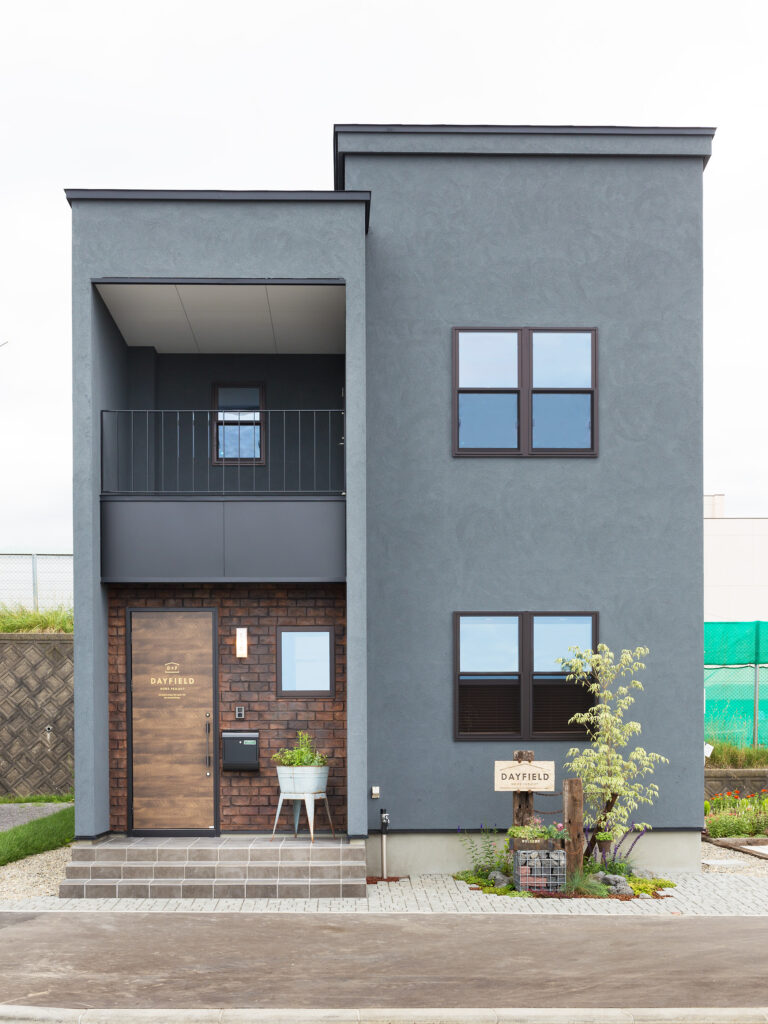 アメリカンスタイルの家「FRANK」