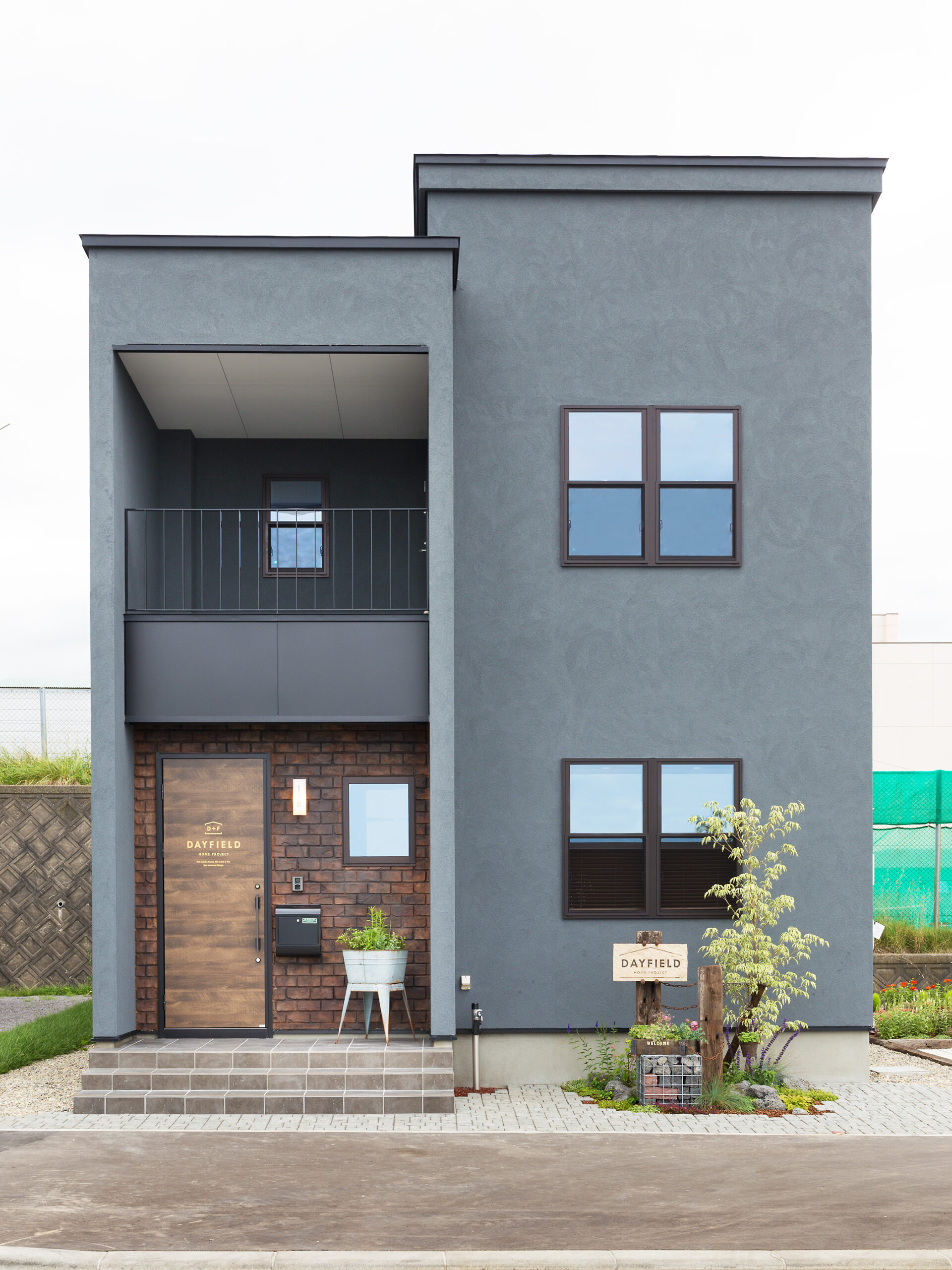 アメリカンスタイルの家「FRANK」