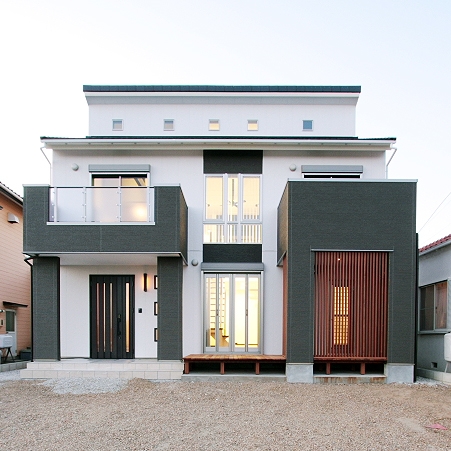 コントラストが美しい和モダンの家